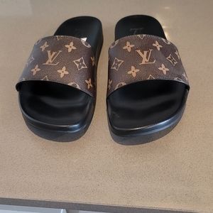 Unisex Flops